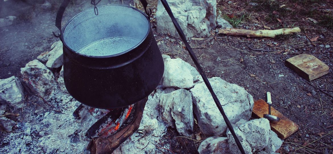 cooking-pot-1272635_1920